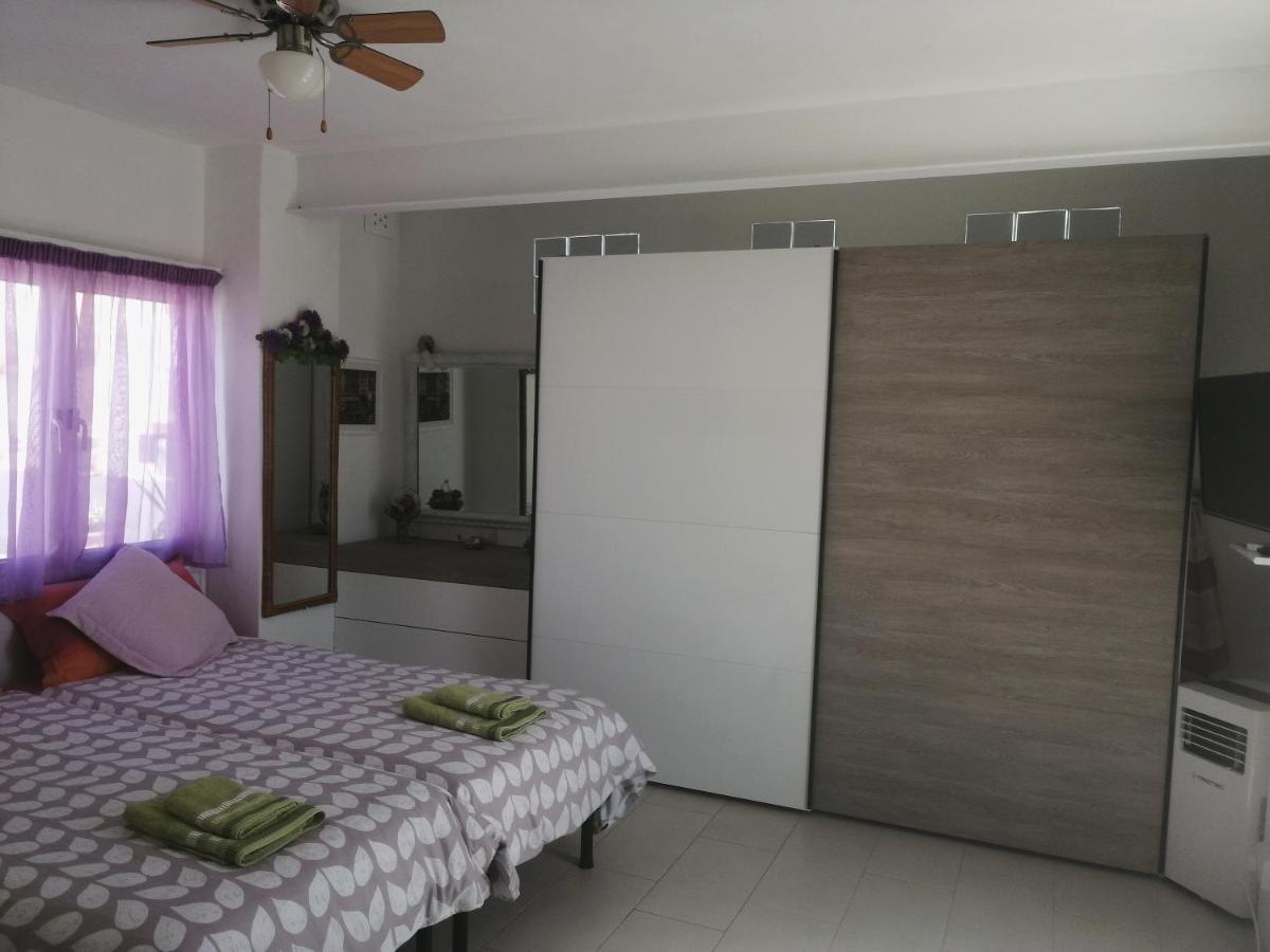 Studio Apartment With Private Terrace, Jacuzzi & Views Mosta Εξωτερικό φωτογραφία