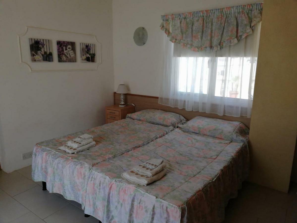 Studio Apartment With Private Terrace, Jacuzzi & Views Mosta Εξωτερικό φωτογραφία